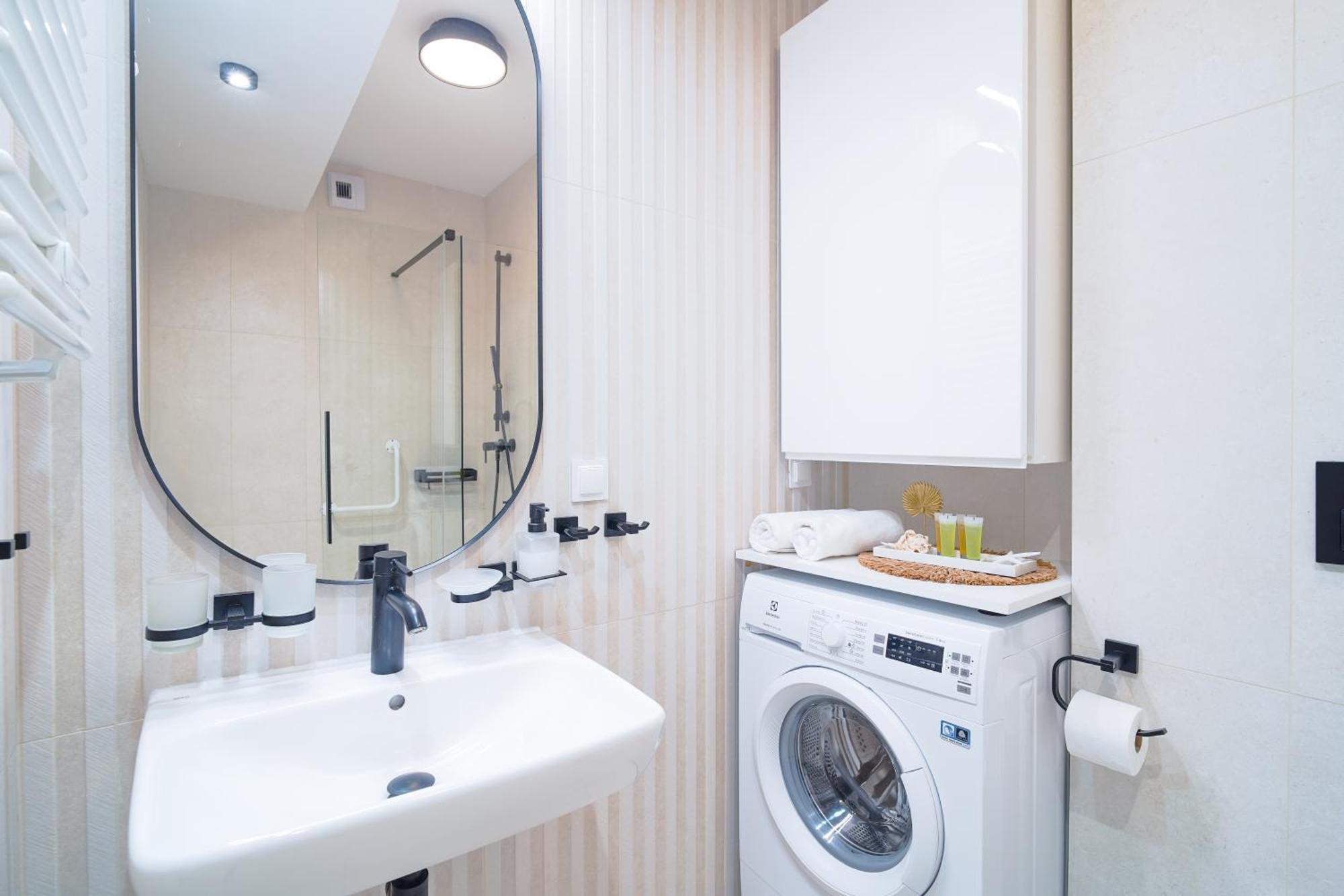 Lulu Apartments - Pod Masztami - Apartament Dwupokojowy - Basen Silownia Parking Колобжег Экстерьер фото